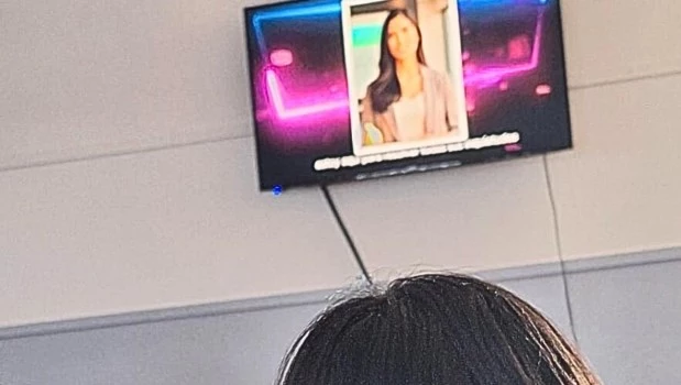 En Villa Cañás, Santa Fe, 160 alumnos de primaria y secundaria del colegio San José hicieron historia al ser los primeros de Latinoamérica en tener una docente completamente digital.