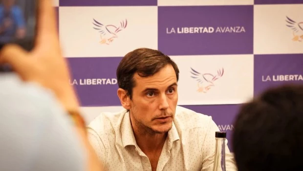 El extenista Diego Hartfield, primer candidato a diputado de La Libertad Avanza por Misiones
