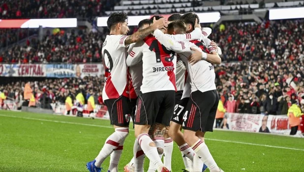 El River alternativo goleó a Godoy Cruz