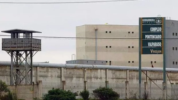 Tres presos de alta peligrosidad se fugaron en Chile y hay alerta por su posible ingreso a la Argentina