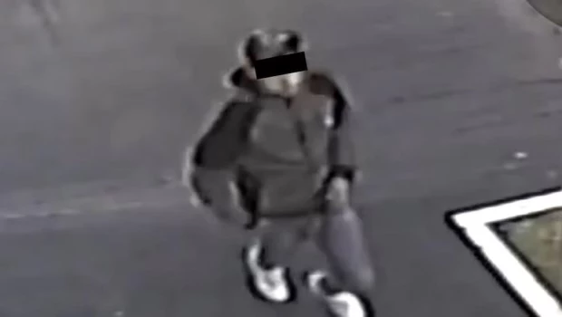 Uno de los menores apresados tenía la misma campera que en el crimen.