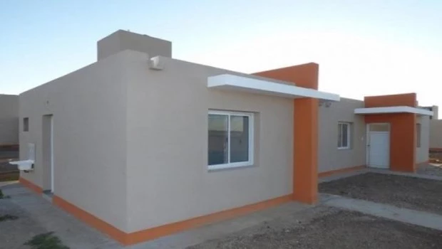 El Gobierno traspasa planes de vivienda a provincias y municipios