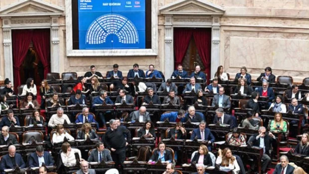 Diputados: la oposición logró quórum y buscará rechazar los vetos de Milei