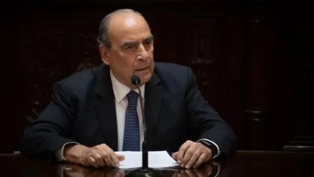 “Yo no pongo las manos en el fuego por ningún funcionario”, afirmó Francos