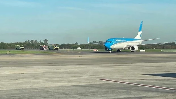 Aerolíneas Argentinas cancela 28 servicios y reprograma 43 por paro de controladores