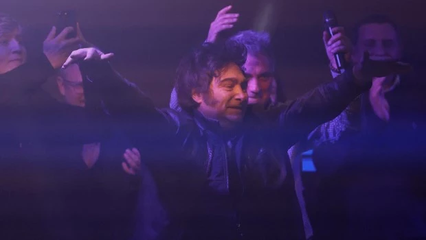 ¿La fatal arrogancia en problemas?