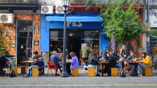 Perú y España en gran combinación