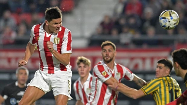Estudiantes disfruta de un presente muy prometedor: ganó 1-0 y es el único líder de la Zona A 