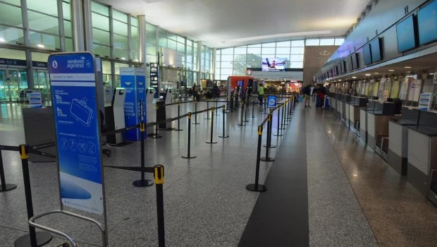 Más de 15.000 pasajeros afectados por el nuevo paro de controladores aéreos