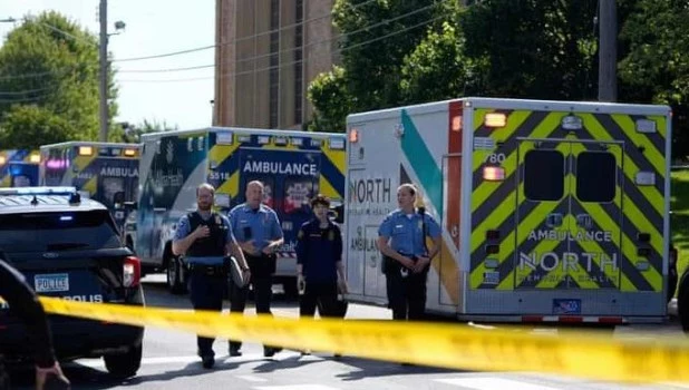 Tiroteo en una escuela de Minneapolis: murieron dos niños y el agresor; hay 17 heridos