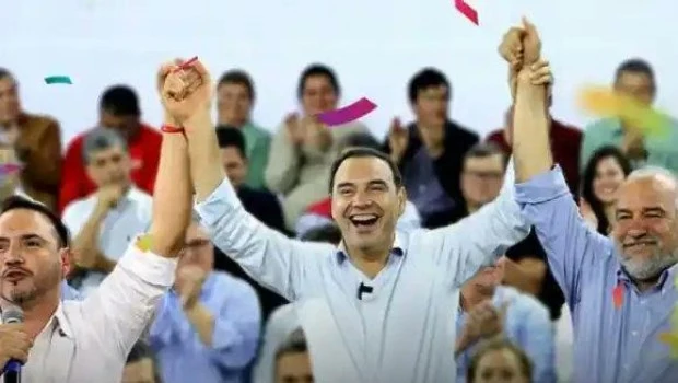 Valdés tuvo un triunfo arrollador y tendrá mayoría en la Legislatura y las intendencias