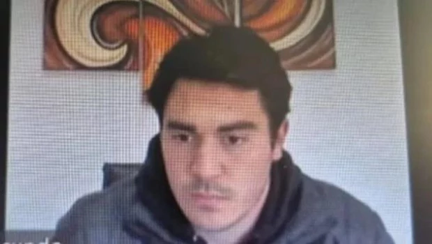 Embargo preventivo e inhibición general contra el prófugo Facundo Ángel Plos en Río Negro