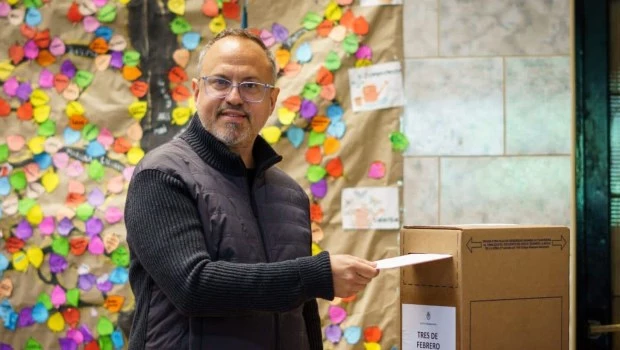 A qué hora y en qué lugar votan los candidatos de La Libertad Avanza estas elecciones bonaerenses