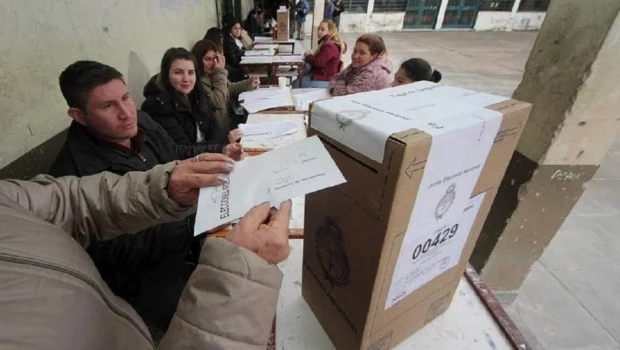 La Junta Electoral bonaerense fijó pautas del escrutinio provisorio: los resultados se conocerán a partir de las 21