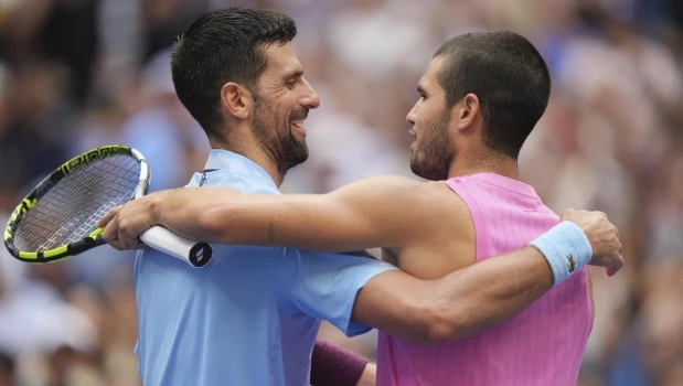 Alcaraz despacha a Djokovic en el US Open y alcanza su tercera final consecutiva de Grand Slam