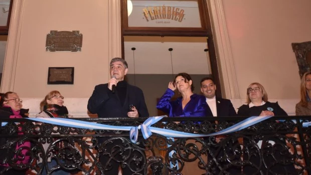 Jorge Macri y Gabriela Ricardes durante la reinaguración del edificio La Prensa. Foto: Gustavo Carabajal.