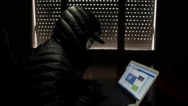 Grooming: denuncian que niñas fueron captadas a través de Roblox e incluidas en un grupo con contenido sexual explícito