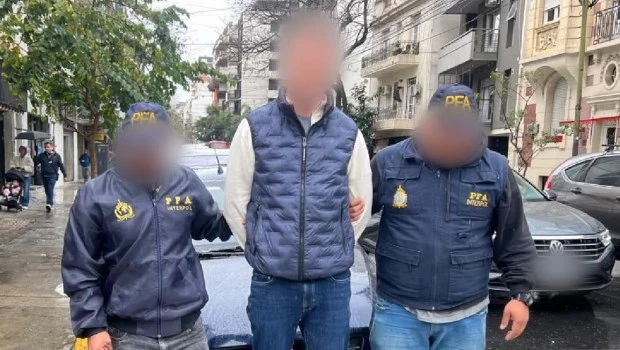Detuvieron a un ciudadano noruego con pedido de captura