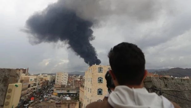 Al menos 35 muertos y 131 los heridos en ataques israelíes contra el Yemen