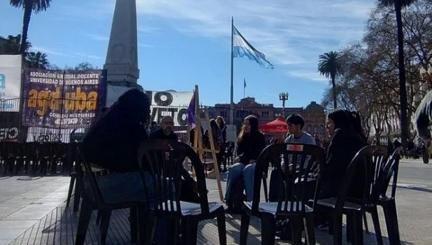 Tras el veto a la ley de financiamiento universitario, la oposición, los gremios y los estudiantes convocan a una marcha