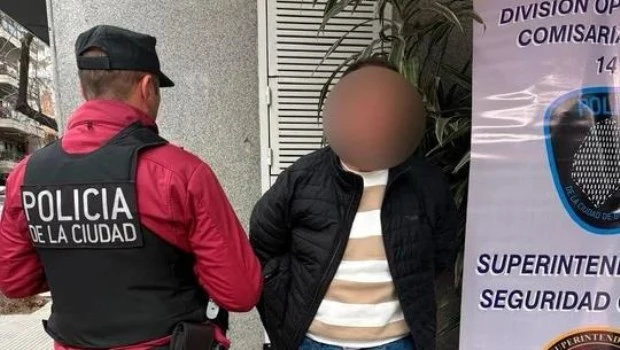 Palermo: detuvieron a un hombre por intentar robar un auto con inhibidor