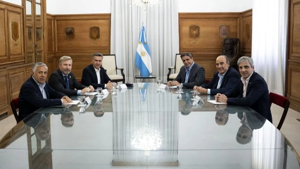 El jefe de Gabinete, Guillermo Francos, encabezó la reunión con los mandatarios de Entre Ríos, Chaco y Mendoza.