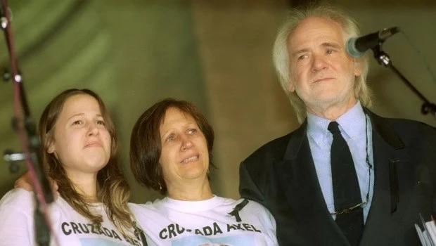 Falleció la madre de Axel Blumberg