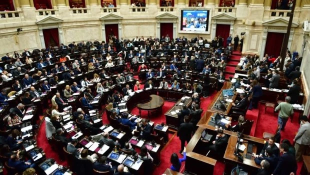 Diputados: la oposición formalizó un pedido de sesión para el miércoles en busca de rechazar los vetos de Milei