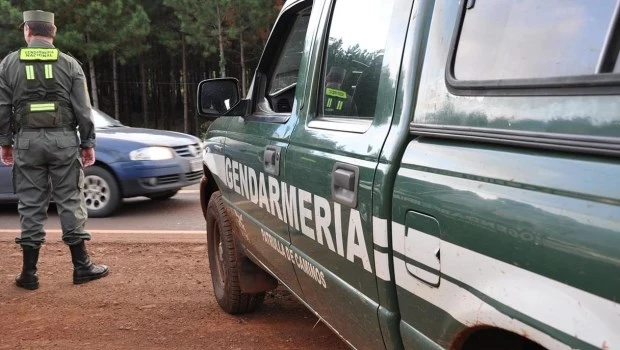 Detuvieron a dos exjefes de la Policía Federal por intento de contrabando