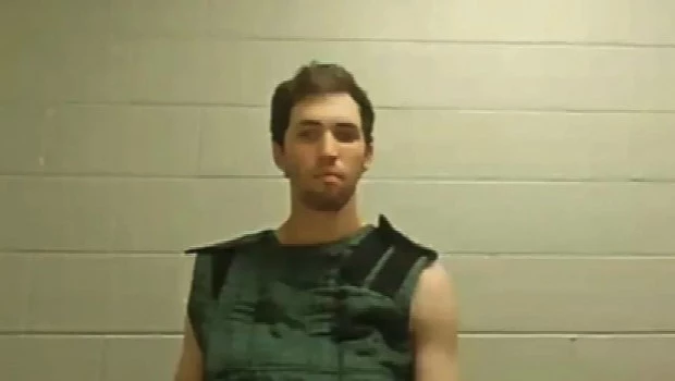 Tyler Robinson está detenido por el crimen.