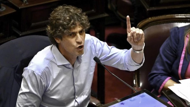 Lousteau le respondió a Caputo: “El Gobierno se desestabiliza a sí mismo”