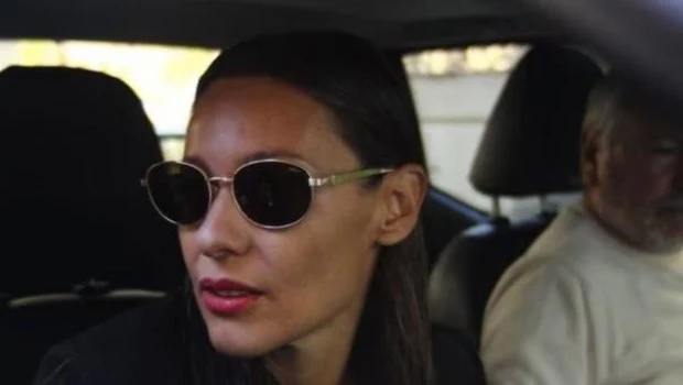 Pampita logró recuperar los teléfonos que tenía en su caja de seguridad tras el robo en su casa de Barrio Parque