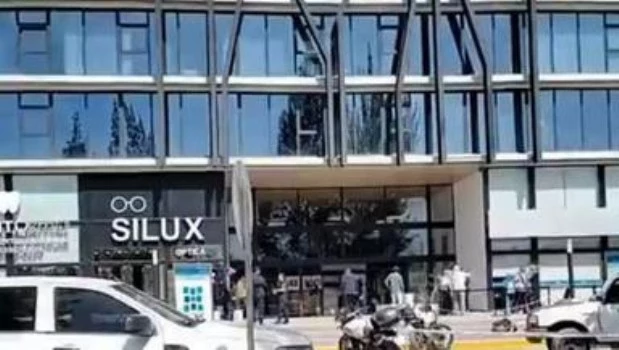 Asalto de Película: se hicieron pasar por personal de la PSA y robaron una financiera en Francisco Álvarez