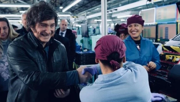 Milei en Ushuaia: “¿Acaso quieren volver a una inflación del 300%?”