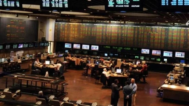 Los ADR y los bonos operaron en alza y el Riesgo País retrocedió casi 8%