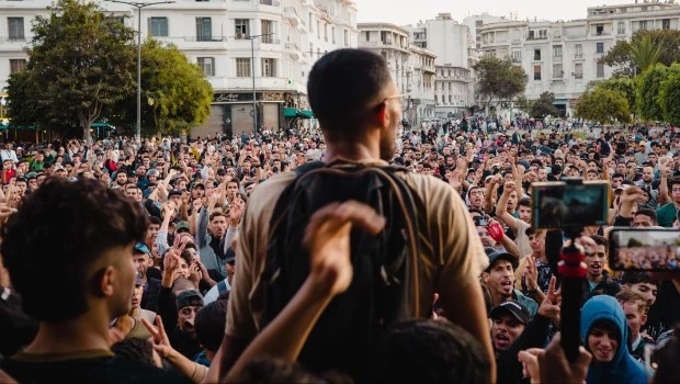 En el conurbano bonaerense se agrupan los mismos ingredientes de frustración que llevaron a las explosiones sociales en Nepal y luego en Marruecos.