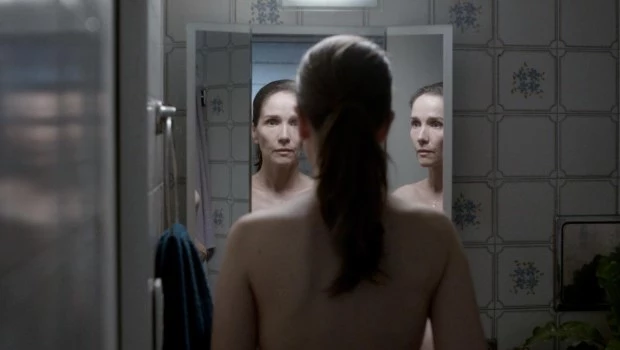 Oreiro aparece en la ópera prima de María Laura Berch y Laura Chiabrando, en su esplendor actoral.