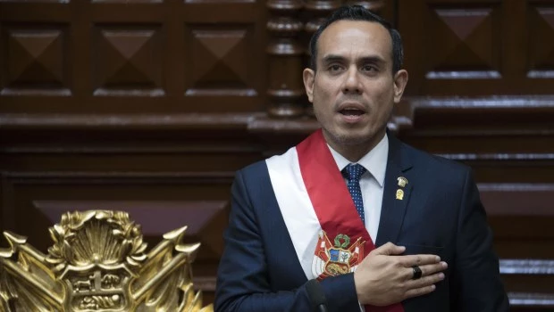 Perú suma su séptimo presidente desde 2016 tras la abrupta destitución de Dina Boluarte