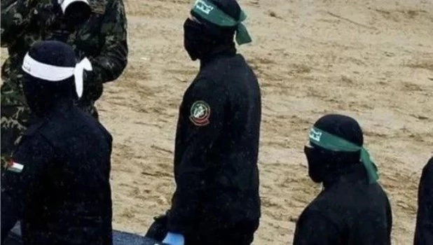 Hamás entregó cuatro ataúdes con restos de rehenes fallecidos