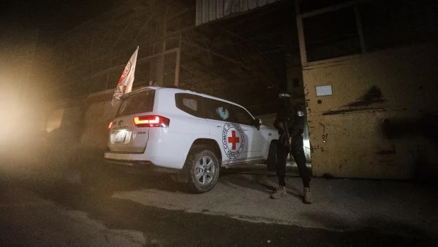 Israel dice que uno de los cuerpos entregados por Hamás no es el de un rehén