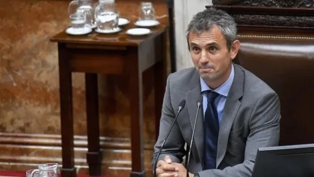 Acusan a Martín Menem de cajonear proyectos