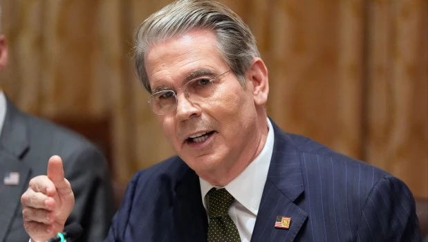 Bessent advierte que EE.UU. actuará en forma “contundente” para estabilizar a la Argentina