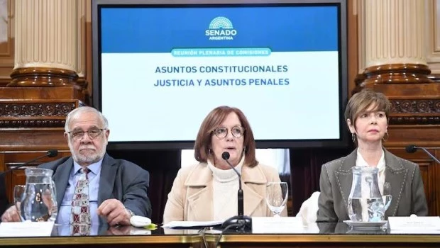 Aumenta la ofensiva opositora en el último tramo de la campaña 