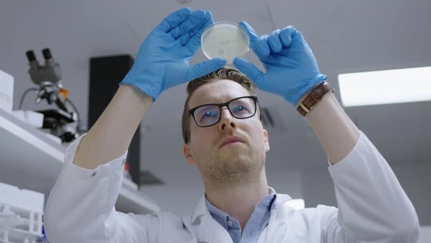 Científicos en Australia descubren cientos de nuevos virus que moldean el intestino humano