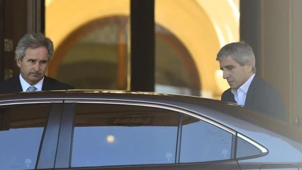 El Gobierno inició negociaciones para la recompra de bonos argentinos