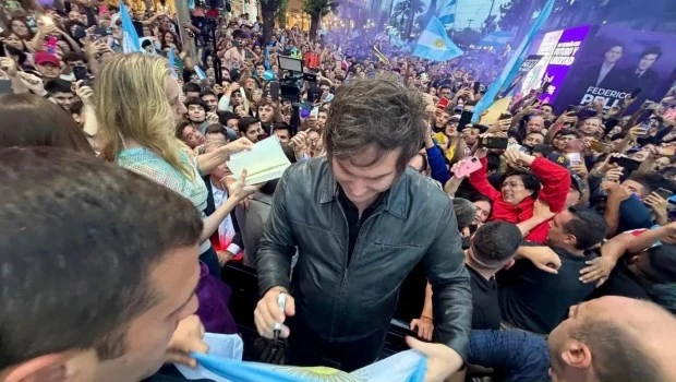 Milei llega a Córdoba en su última semana de campaña 