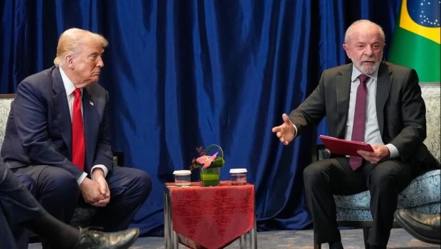 Lula se reunió con Trump en Malasia y le pidió el fin de aranceles y sanciones a funcionarios brasileños
