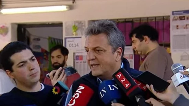 “Estamos en una elección crucial”, sostuvo Massa tras emitir su voto en Tigre