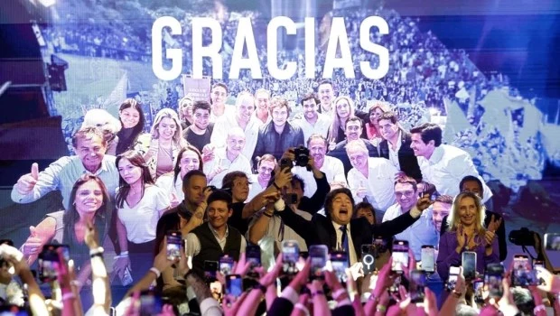 Con un histórico triunfo a nivel país, la Libertad Avanza obtuvo 64 bancas en Diputados