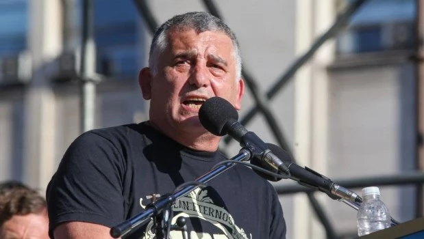 Desde SMATA advierten que una reforma laboral es solo “para abaratar despidos”